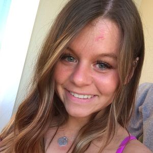 Meet your Posher, Zoe